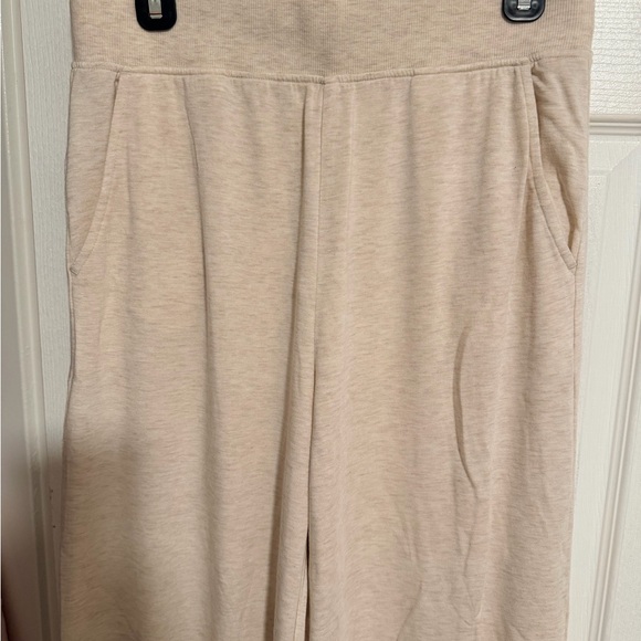 Lou & Grey oatmeal Wide-Leg Pants - Picture 4 of 8
